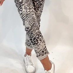 La Strada Jogger Stretch Animal Pant
