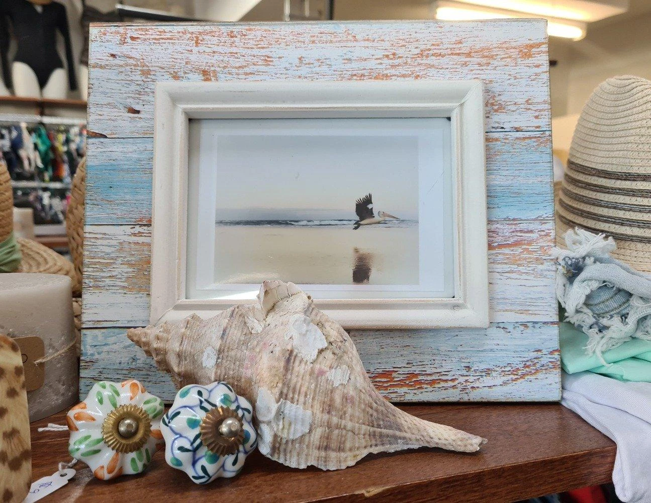 OZ RESORT Pelican Picture Frame And Print DWBH PF127-LaMer