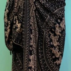 OZ RESORT Rayon Sarong Wrap Elephant Patterned Fringed Sarong Tan/Black